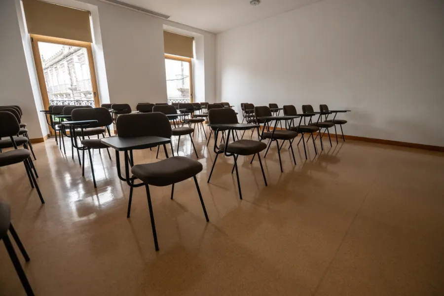 Sala de código da Escola de Condução Ilha Verde